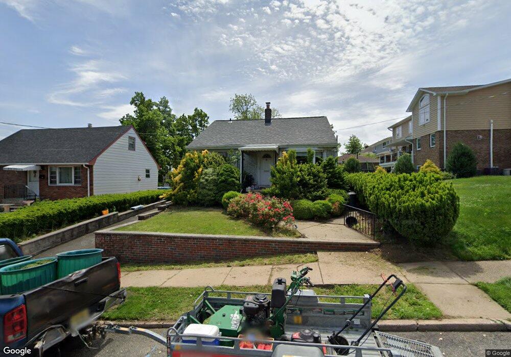 310 Longworth Ave, Hasbrouck Heights, NJ 07604 - photo 1