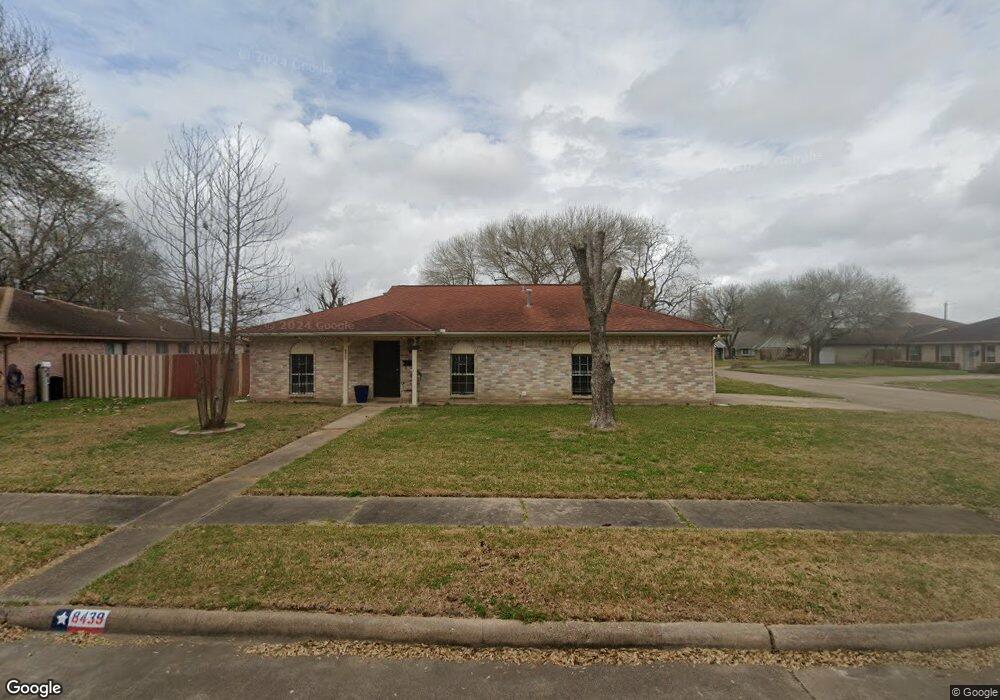 8439 Garden Parks Dr, Houston, TX 77075 - photo 1
