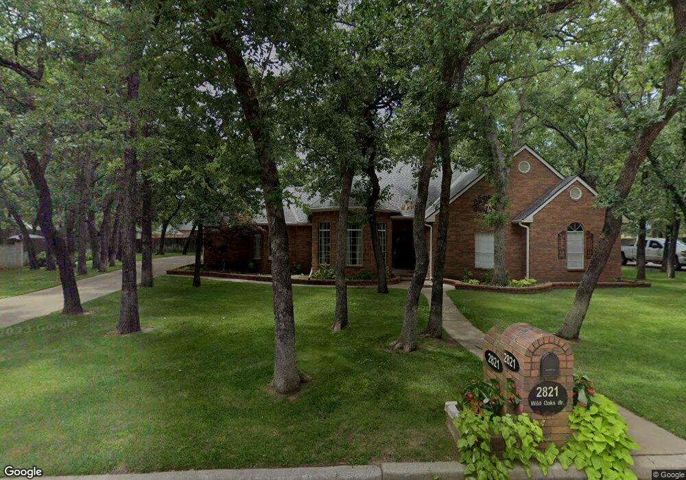 2821 Wildoaks Dr, Duncan, OK 73533 - photo 1