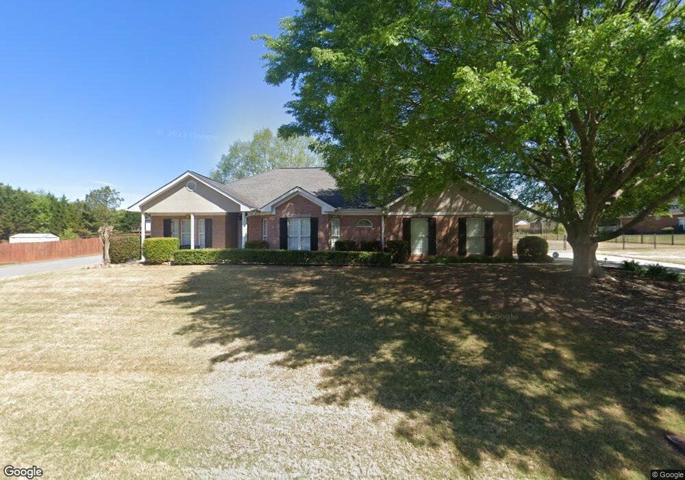 4915 Surrey Place, Flowery Branch, GA 30542 - photo 1