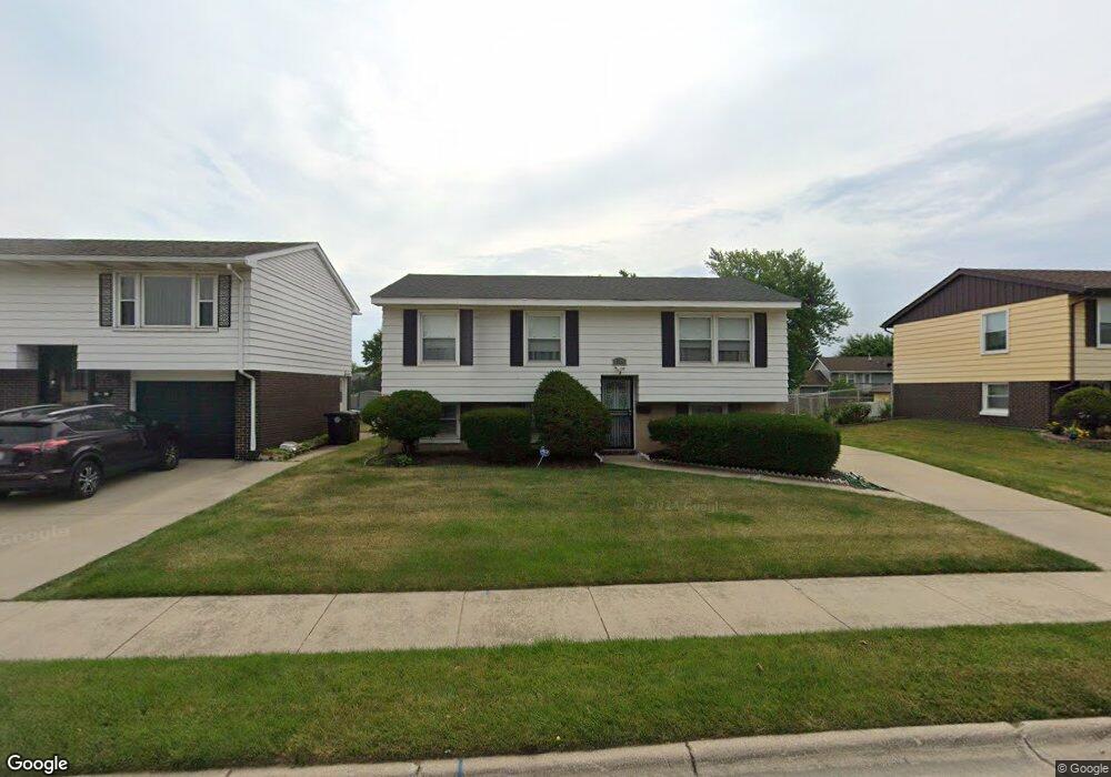 4325 Arbutus Ln, East Chicago, IN 46312 - photo 1
