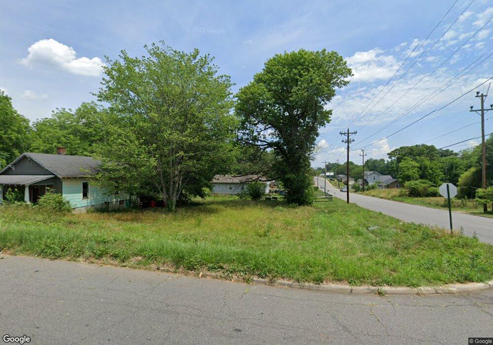 1131 4th St, Statesville, NC 28677 - photo 1