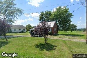 723 S 1st St, Enfield, IL 62835