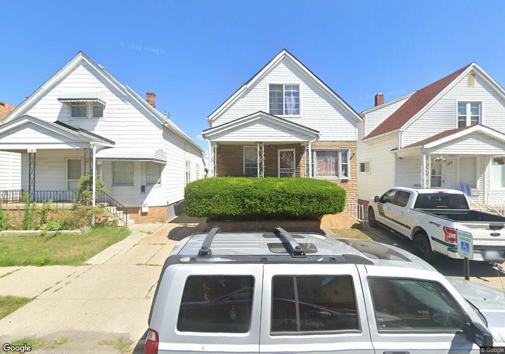 1969 Evaline St, HamtraMcK, MI 48212 - photo 1