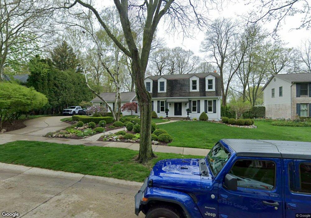 2607 Fox Chase Dr, Troy, MI 48098 - photo 1