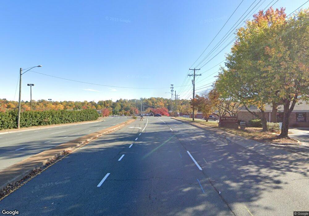 67 Hydraulic Rd, Charlottesville, VA 22901 - photo 1