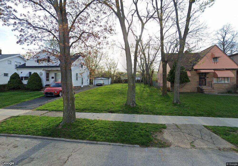 5041 Thomas St, Maple Heights, OH 44137 - photo 1