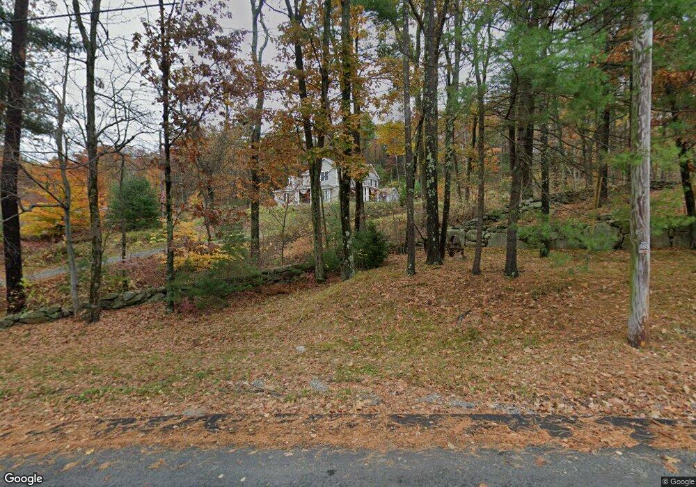 870 Quaker St, Northbridge, MA 01534 - photo 1