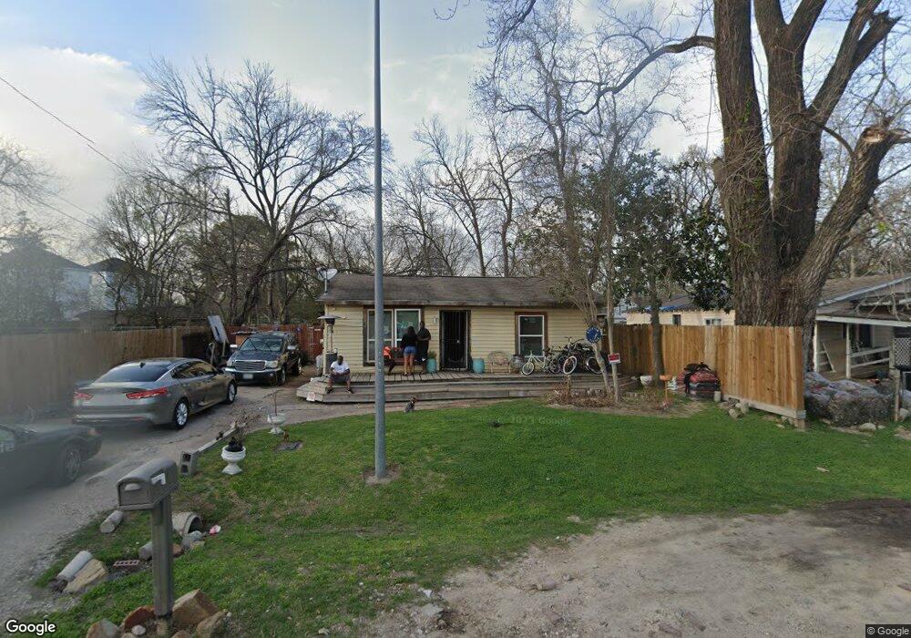 850 Fair St, Houston, TX 77088 - photo 1