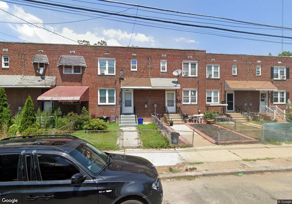 2862 Cushing Rd, Camden, NJ 08104 - photo 1