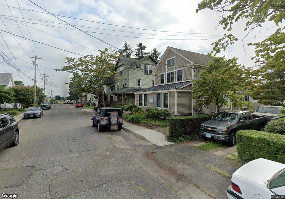 60 Thorpe St, Fairfield, CT 06824 - photo 1