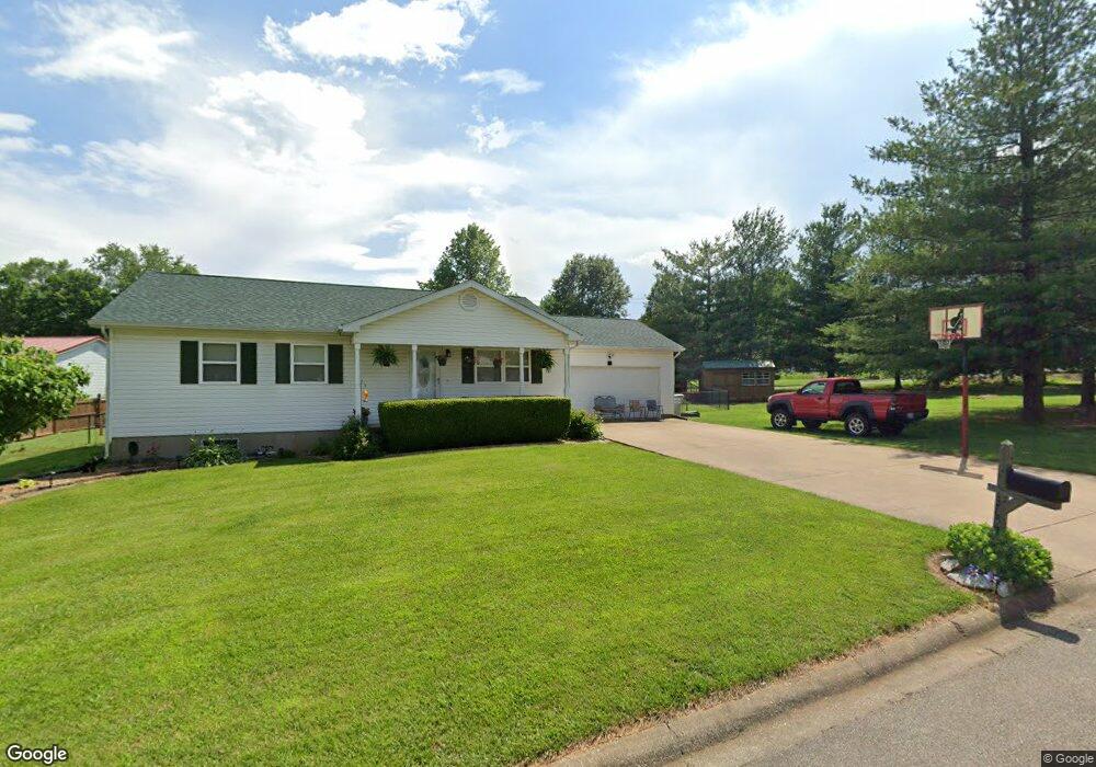 308 Louise St, Farmington, MO 63640 - photo 1