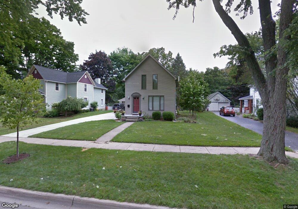 240 Washington St, Chelsea, MI 48118 - photo 1