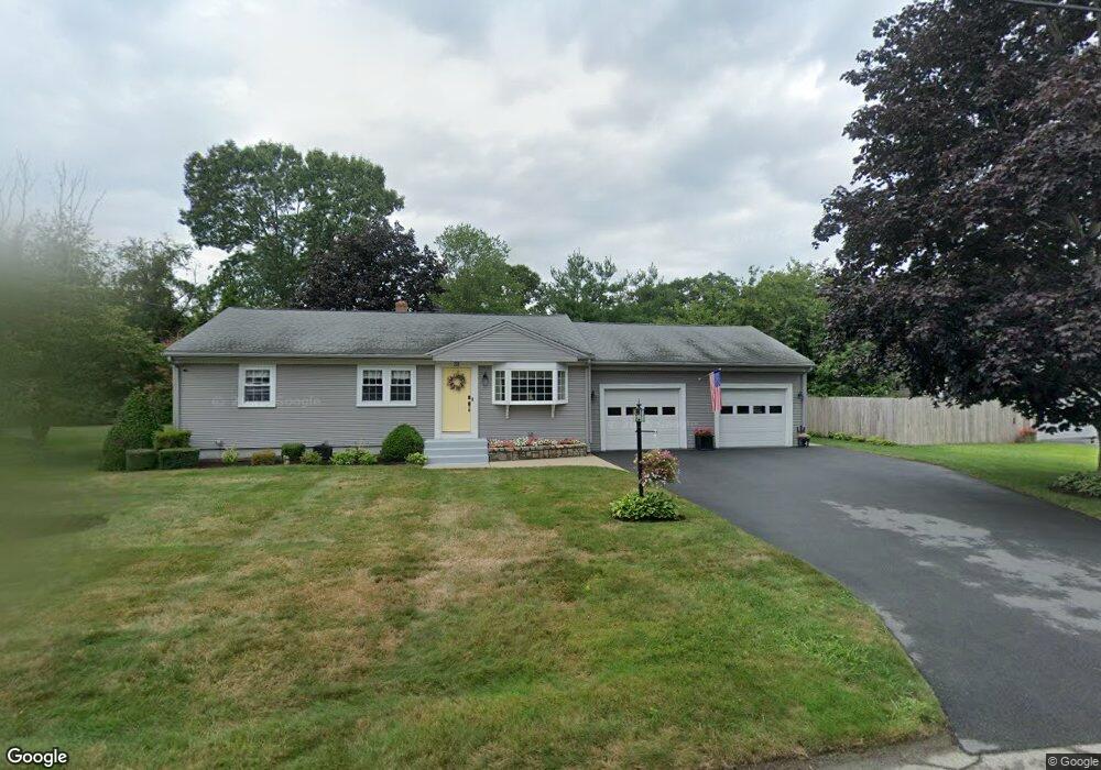 33 Ledge View Dr, Cumberland, RI 02864 - photo 1