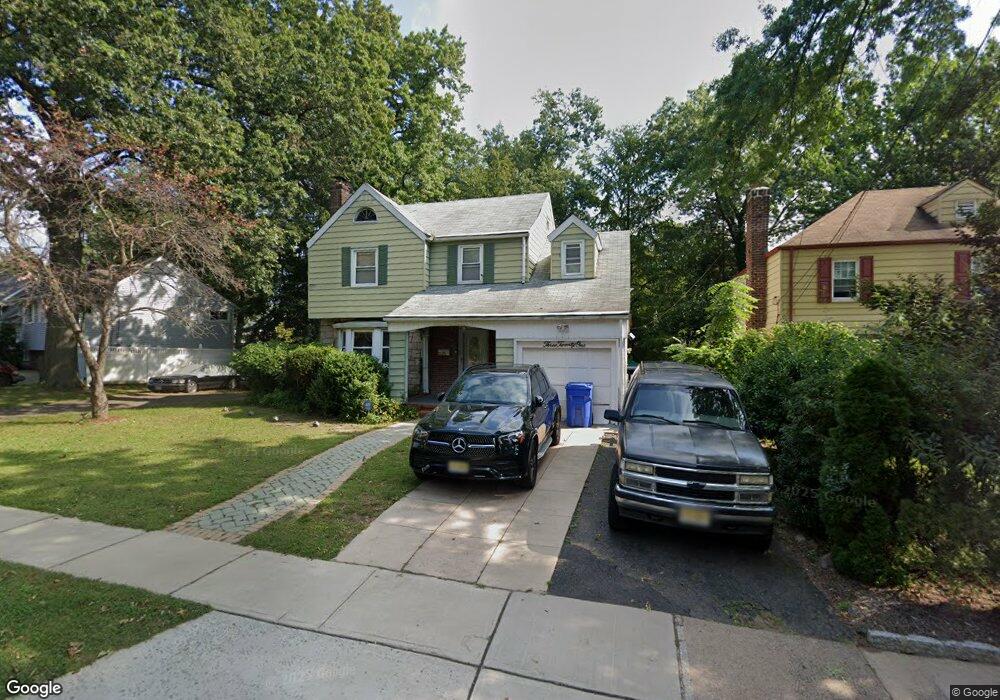 321 Liberty Rd, Englewood, NJ 07631 - photo 1