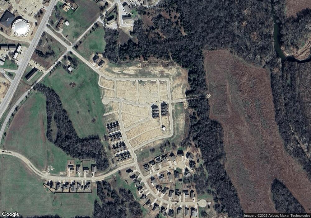 1345 Almond Ln, Gainesville, TX 76240 - photo 1