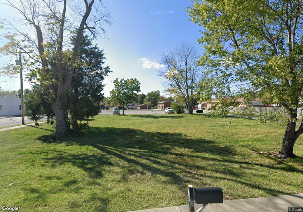 103 N Donk Ave, Maryville, IL 62062 - photo 1