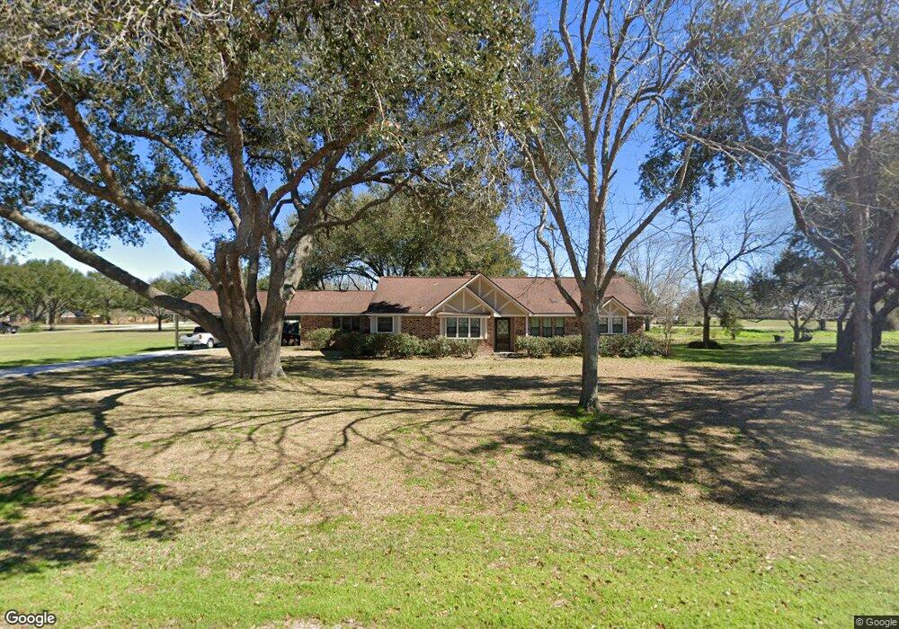 2035 Twin Oaks St, East Bernard, TX 77435 - photo 1