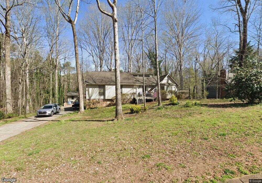 1210 Rolling Green Dr, Acworth, GA 30102 - photo 1