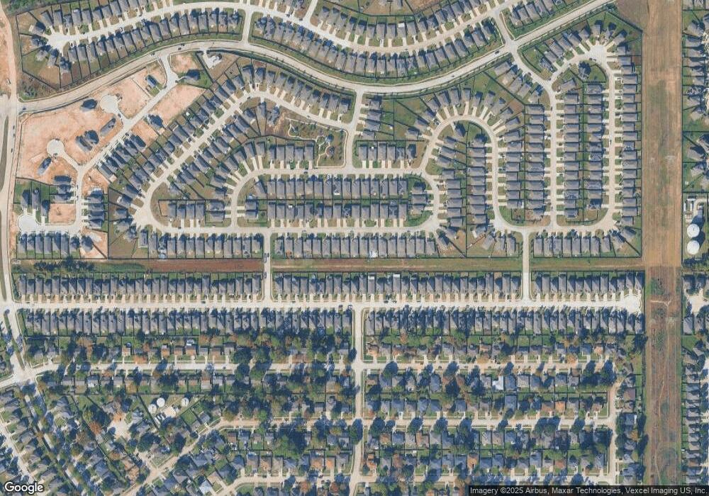 10910 Spring Brook Pass Dr, Humble, TX 77396 - photo 1