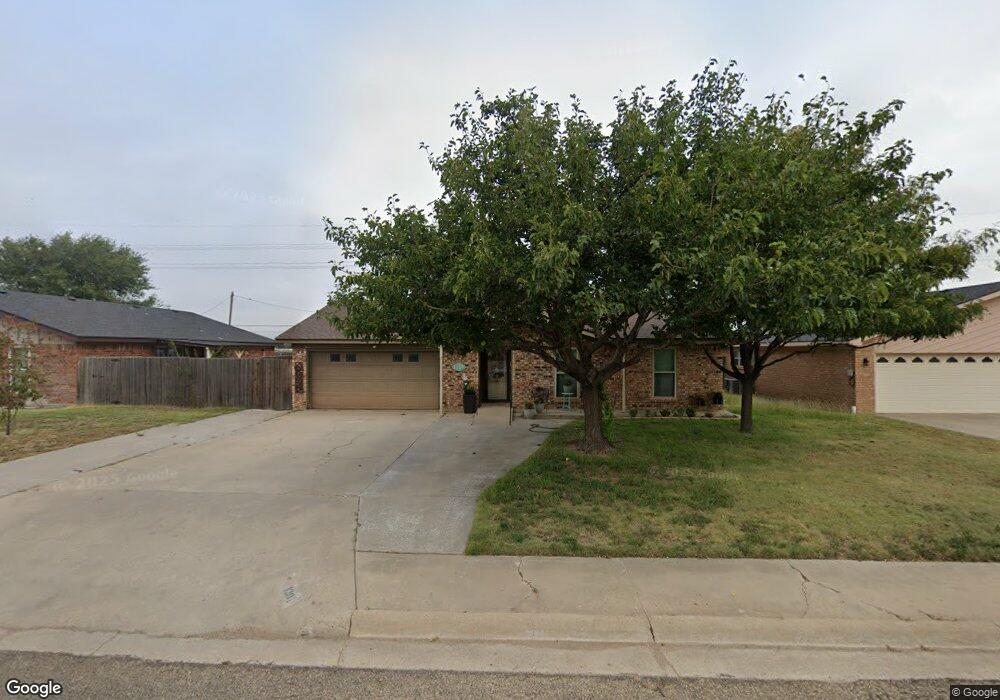 1301 Bailey Ave, Dumas, TX 79029 - photo 1