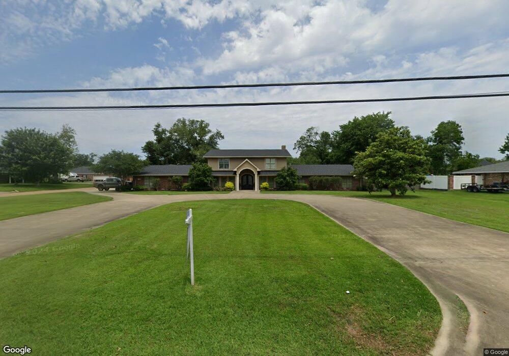 710 W Sale Rd, Lake Charles, LA 70605 - photo 1