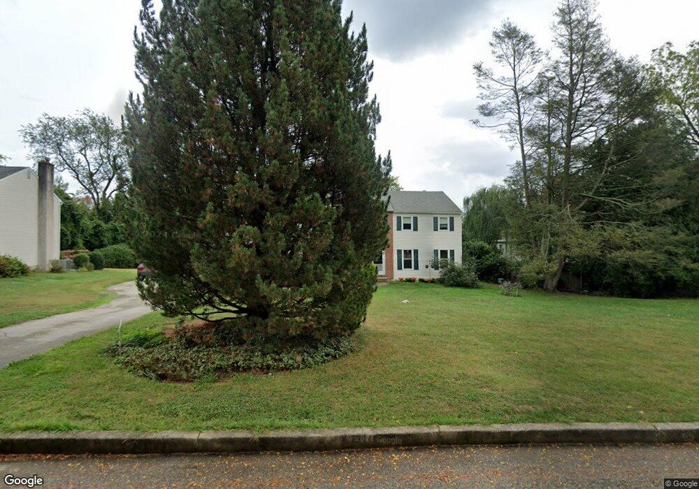 5 Fox Chase Cir, Newtown Square, PA 19073 - photo 1