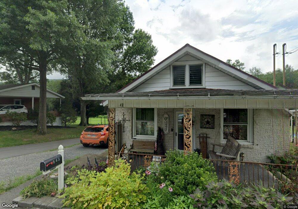 642 E Market St, Williamstown, PA 17098 - photo 1