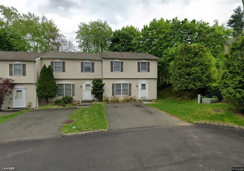 50 Muntz Ln, Garnerville, NY 10923 - photo 1