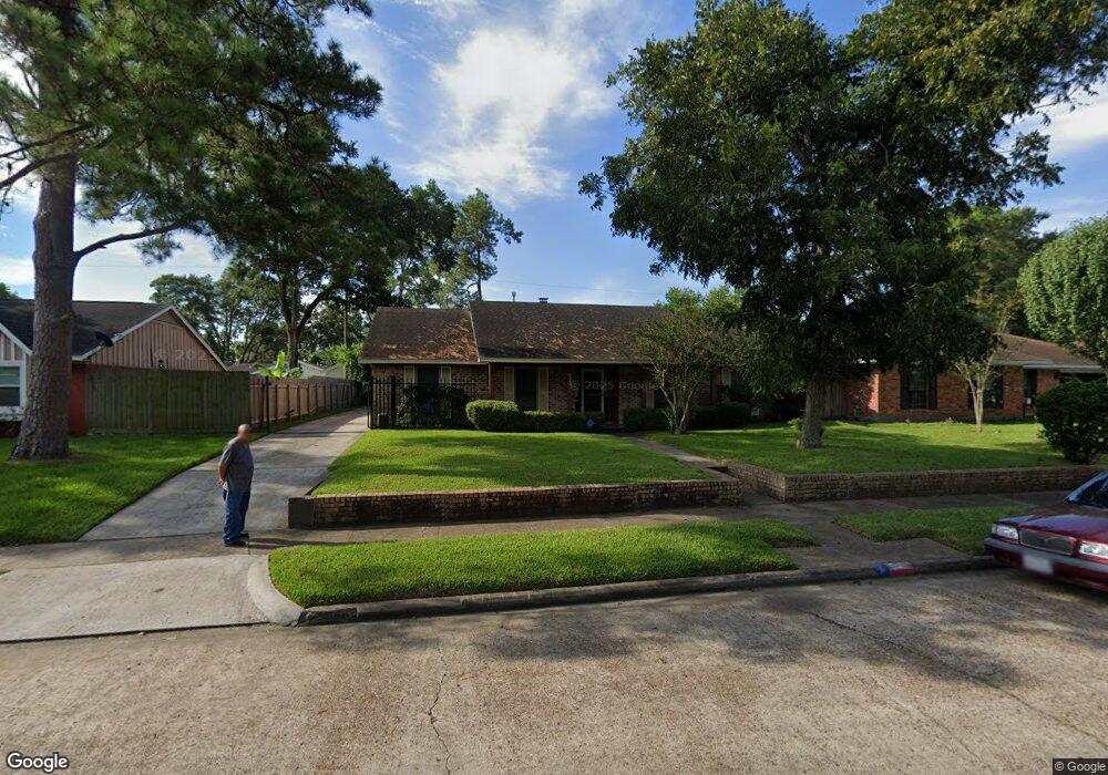 8326 Misty Vale Ln, Houston, TX 77075 - photo 1