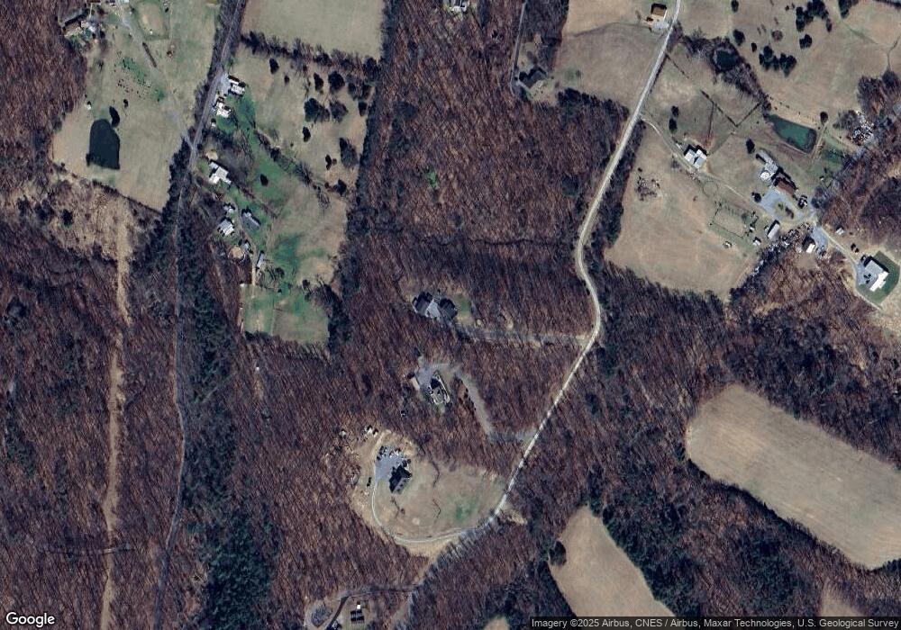 262 Roys Ln, Hedgesville, WV 25427 - photo 1