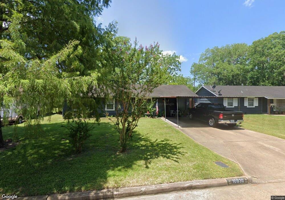 10930 Eddyrock St, Houston, TX 77089 - photo 1