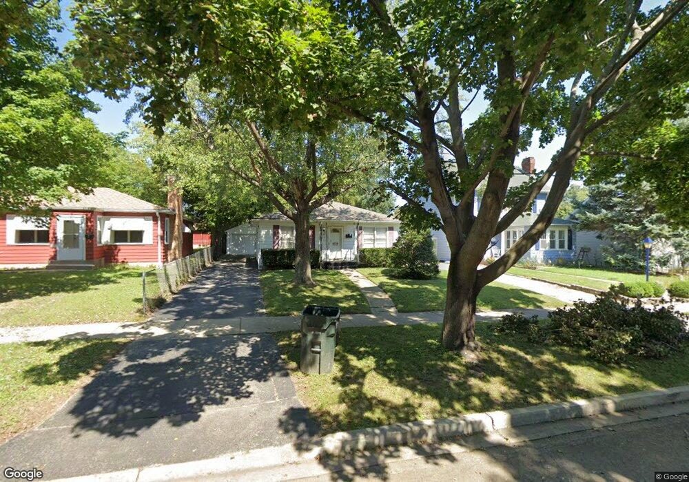 516 W Atlantic Ave, Waukegan, IL 60085 - photo 1