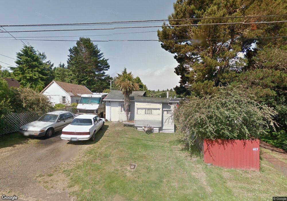 625 SE Port Ave, Lincoln City, OR 97367 - photo 1