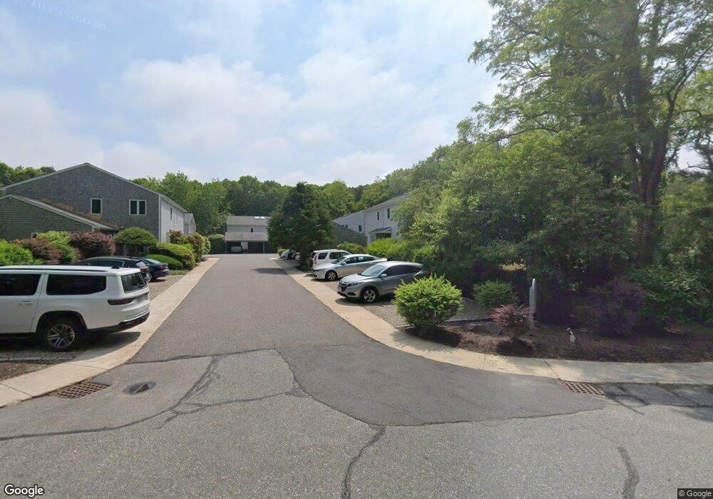 9 Barberry Mew unit 9, Sandwich, MA 02563 - photo 1