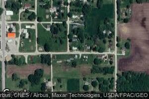 300 N 1st St E, Delta, IA 52550