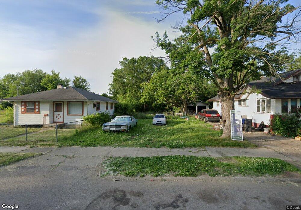 738 E Bundy Ave, Flint, MI 48505 - photo 1