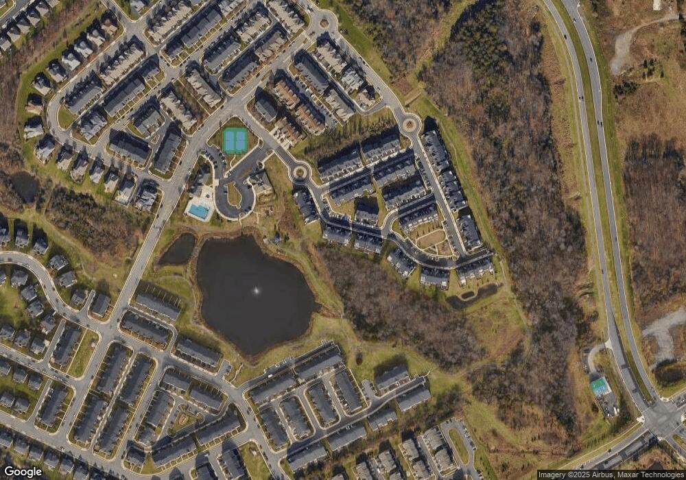 25011 Cambridge Hill Terrace, Chantilly, VA 20152 - photo 1