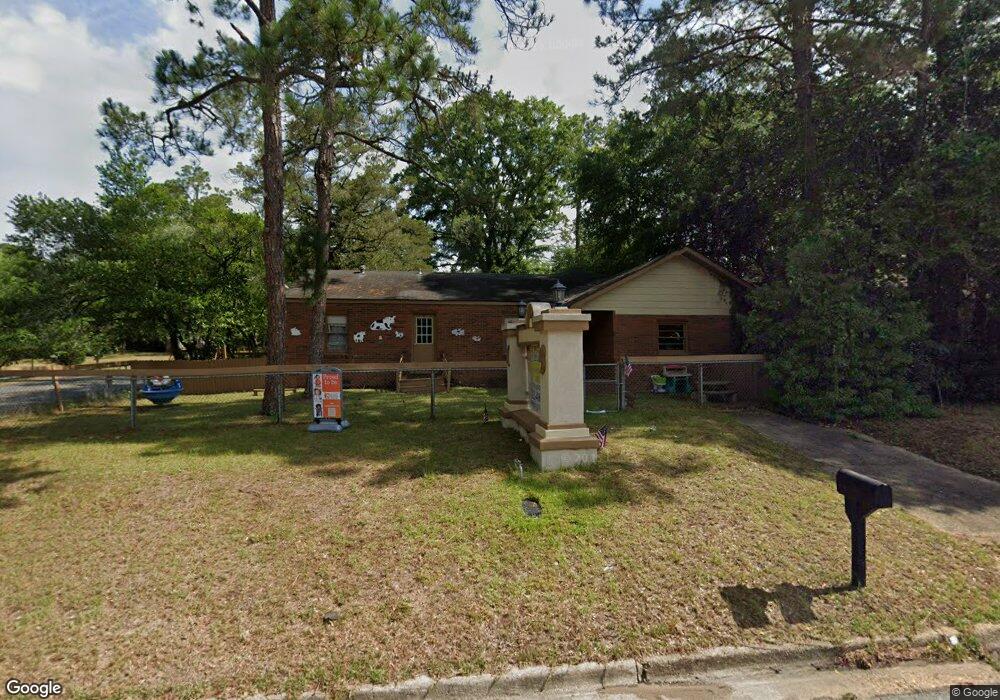 1819 W Gordon Ave, Albany, GA 31707 - photo 1