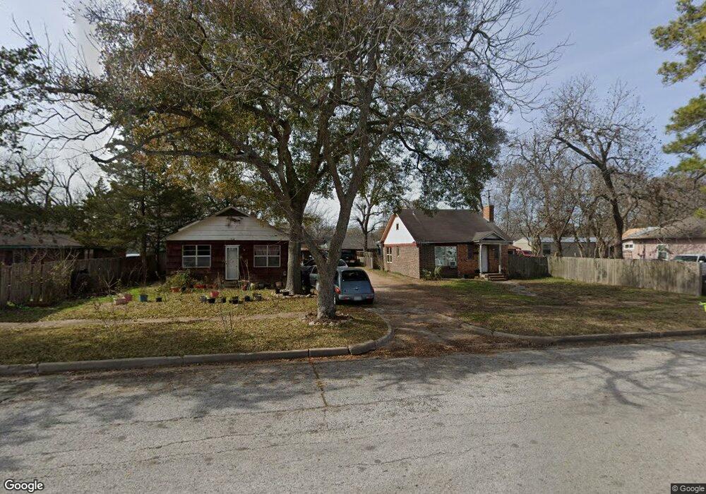1310 6th St, Rosenberg, TX 77471 - photo 1