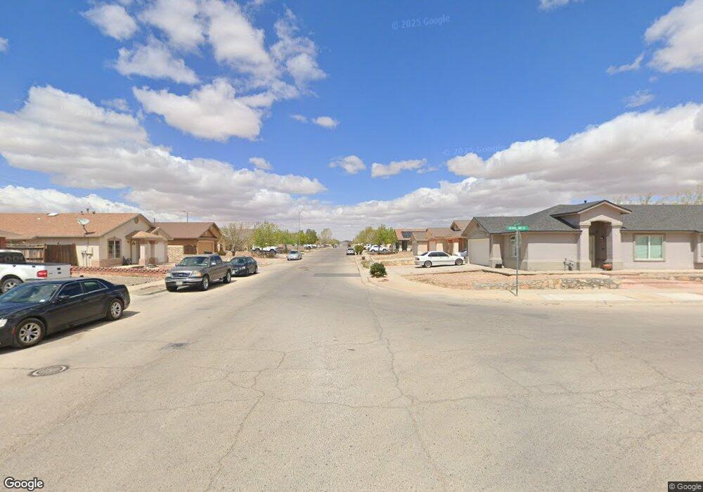 692 Desert Sage Dr, Horizon City, TX 79928 - photo 1