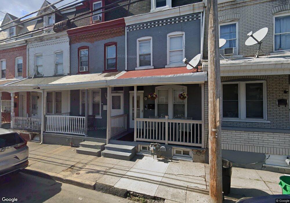 929 W Green St, Allentown, PA 18102 - photo 1