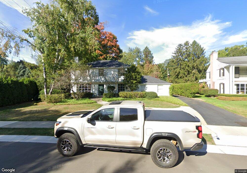 455 Overhill Rd, Bloomfield Hills, MI 48301 - photo 1