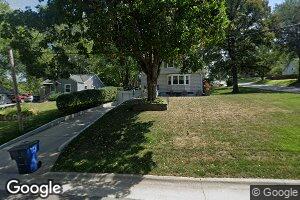 803 N Chestnut St, Avoca, IA 51521