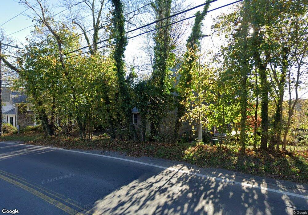 4 Causeway Rd, Tisbury, MA 02568 - photo 1