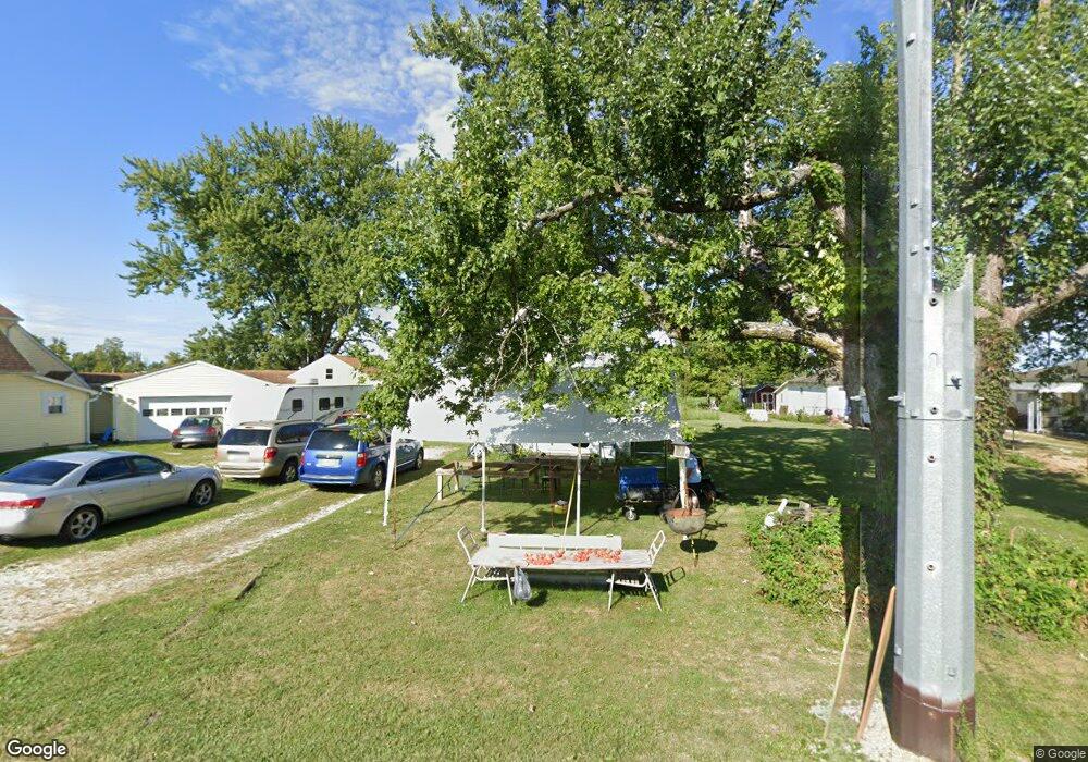 11927 N Division Rd, Fountaintown, IN 46130 - photo 1