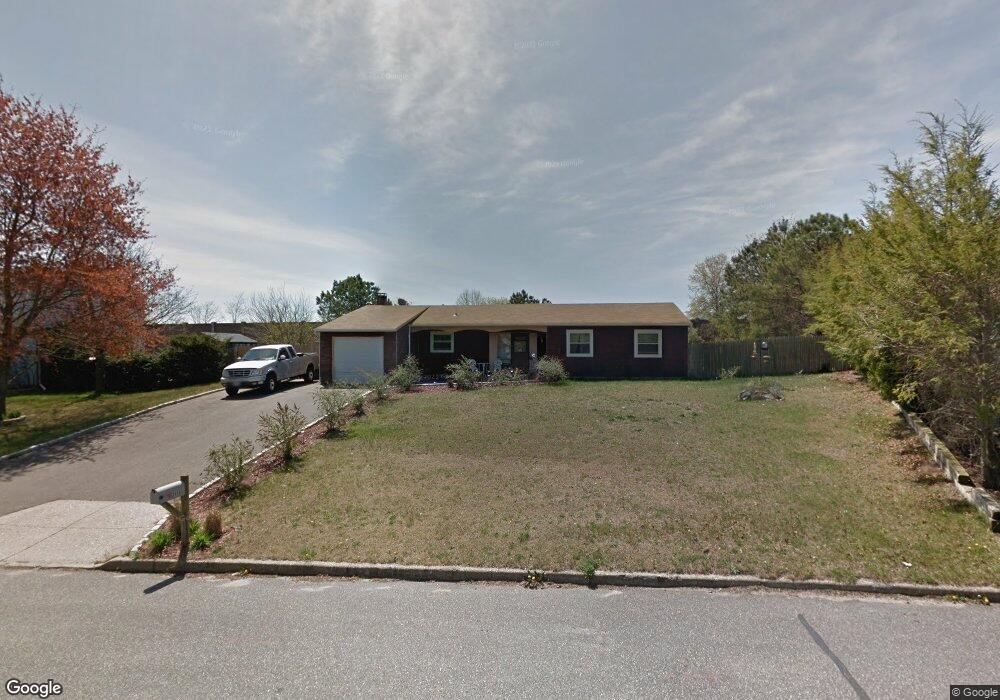 2690 Heather Ave, Medford, NY 11763 - photo 1