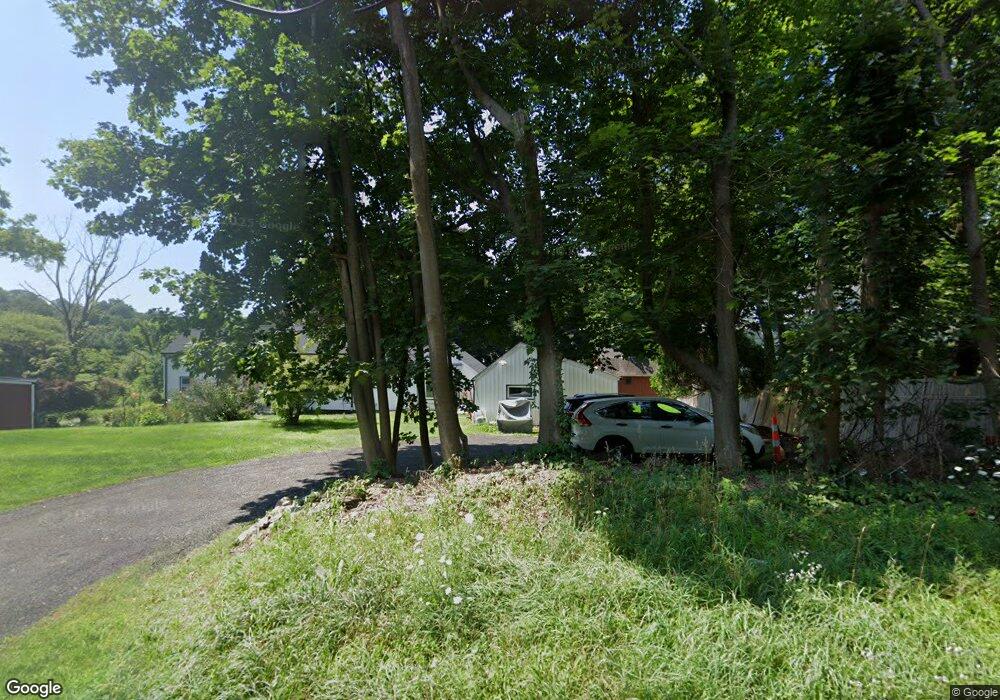 24 Whisconier Rd, Brookfield, CT 06804 - photo 1