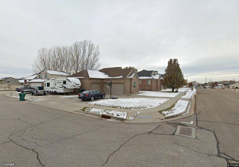 4616 S 3050 W unit 47, Roy, UT 84067 - photo 1