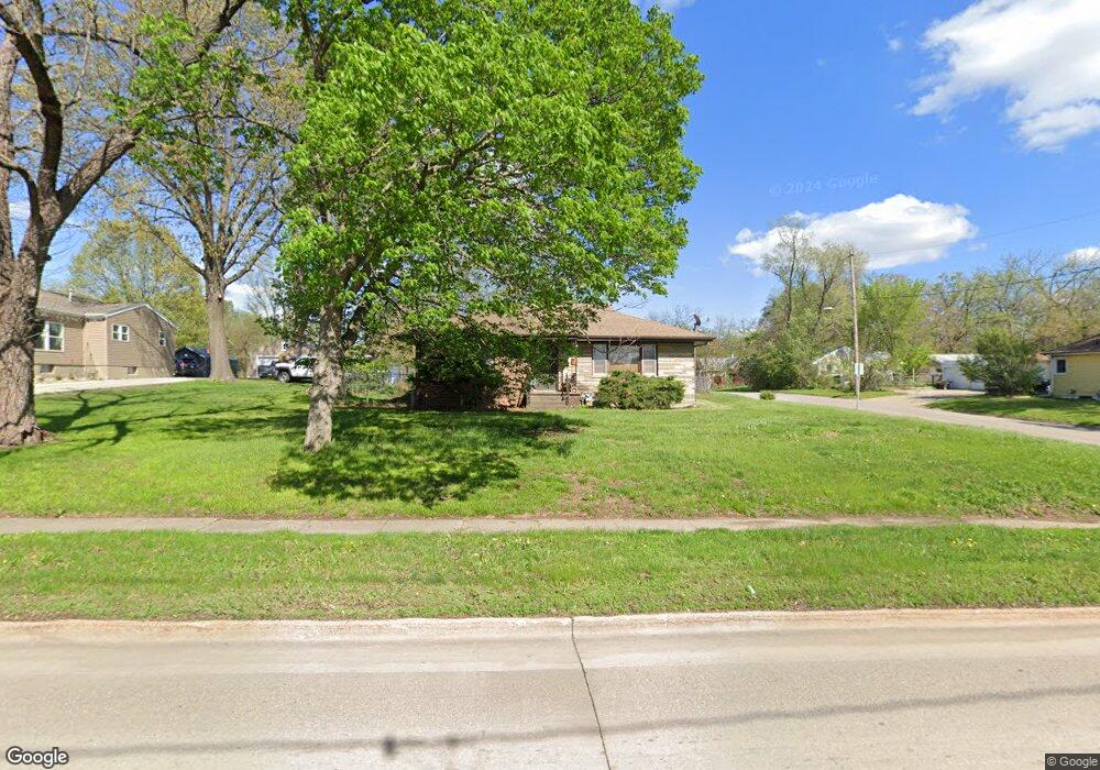 3613 South Union St, Des Moines, IA 50315 - photo 1